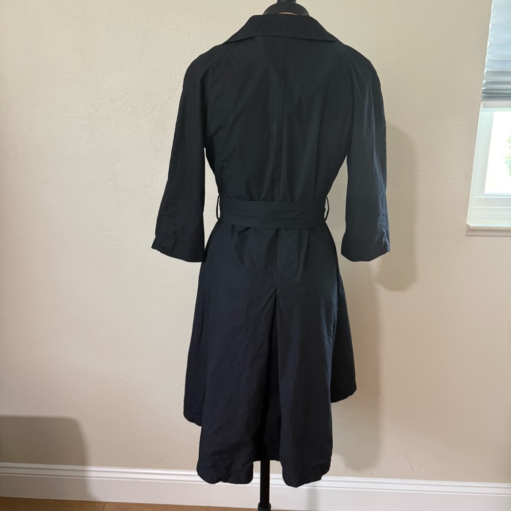 Classic Black Trench Coat with Belt - Picture 5 of 12
